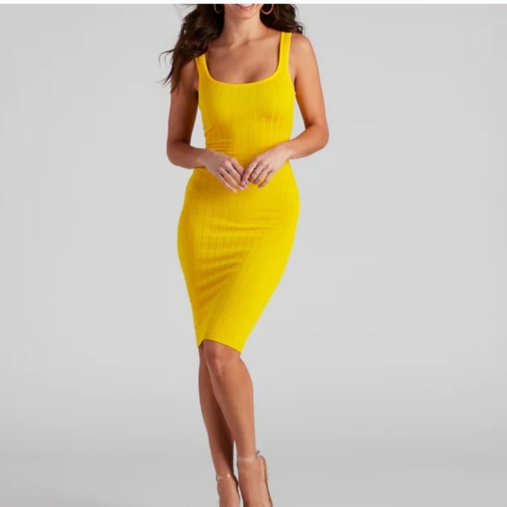 FREE W/ $10 PURCHASE Windsor Yellow midi ribbed scoop dress